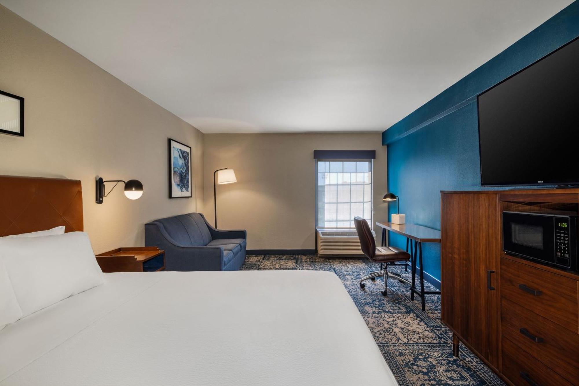 Four Points By Sheraton Greensboro Airport מראה חיצוני תמונה