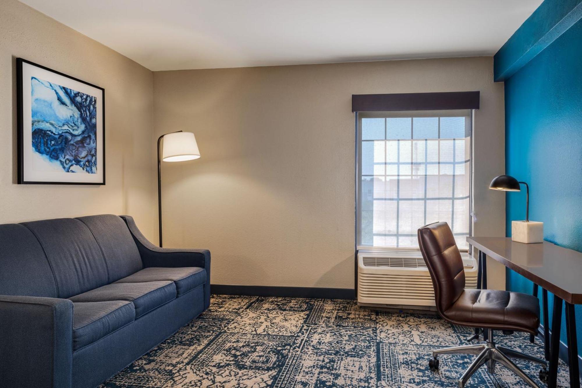 Four Points By Sheraton Greensboro Airport מראה חיצוני תמונה