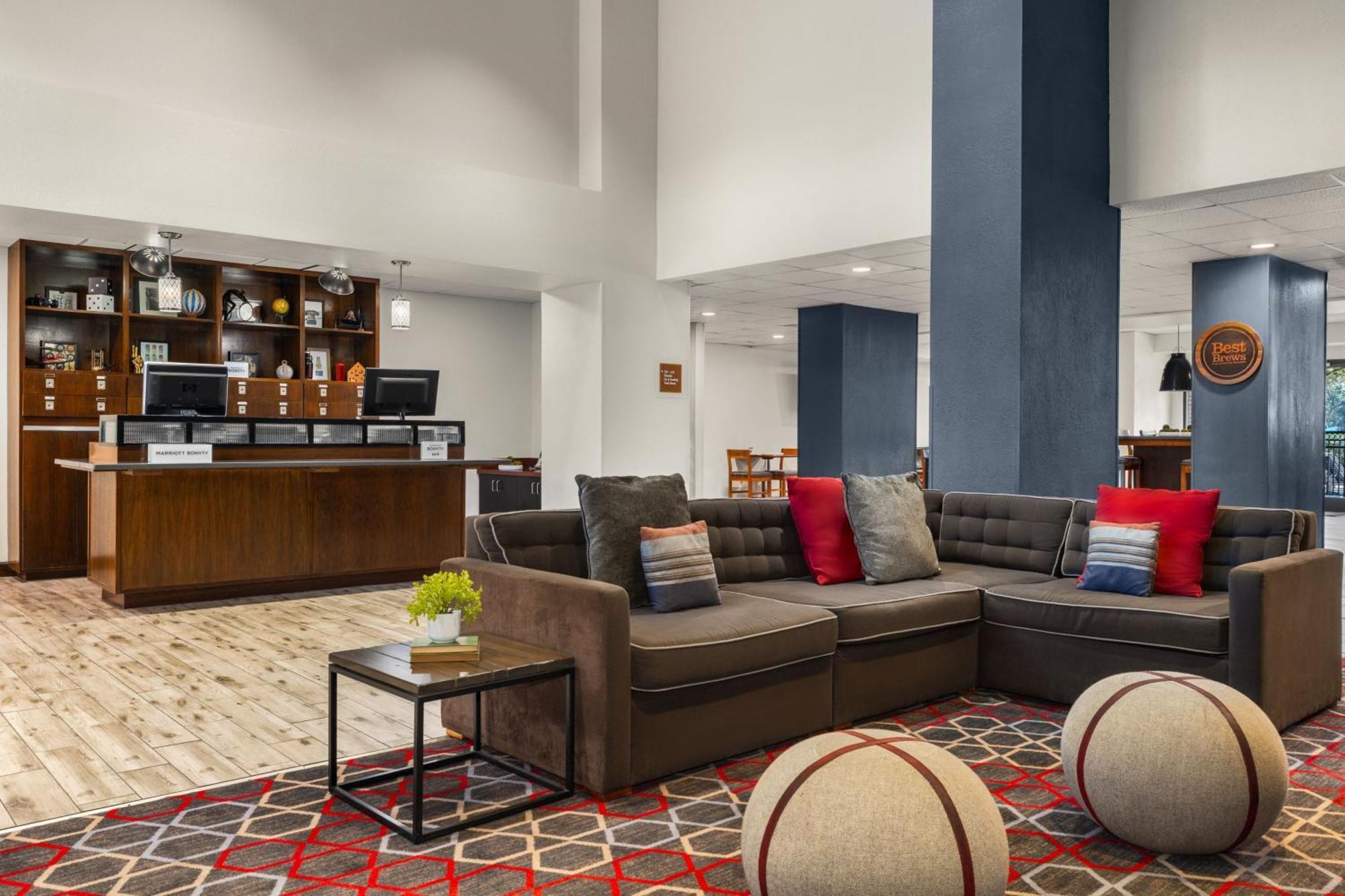 Four Points By Sheraton Greensboro Airport מראה חיצוני תמונה