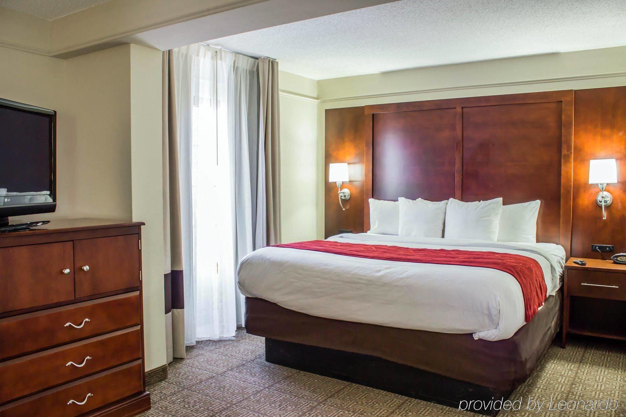 Four Points By Sheraton Greensboro Airport מראה חיצוני תמונה