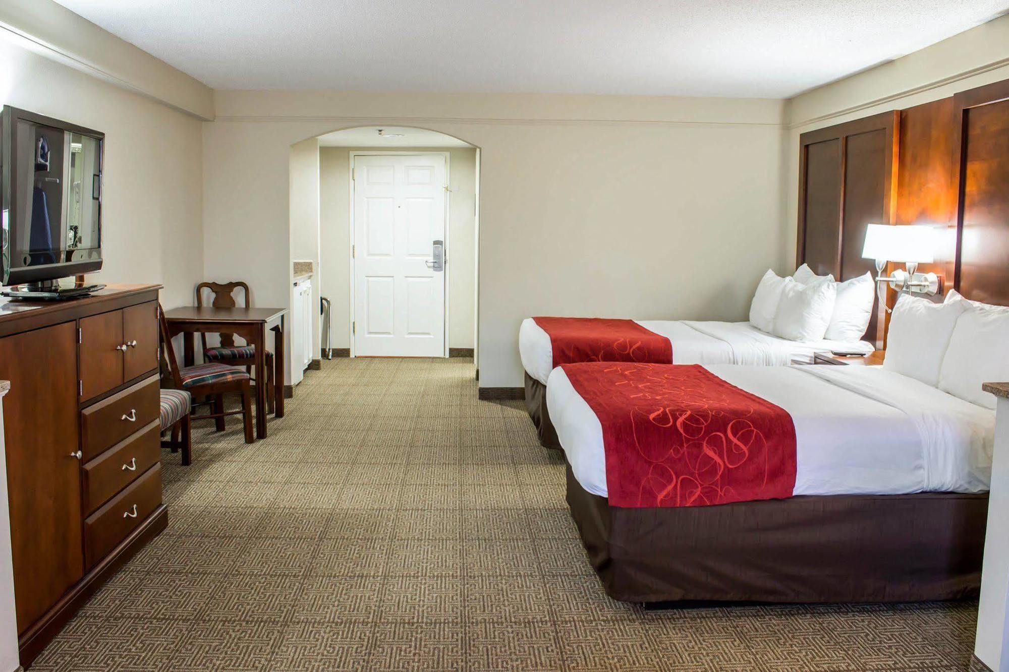 Four Points By Sheraton Greensboro Airport מראה חיצוני תמונה
